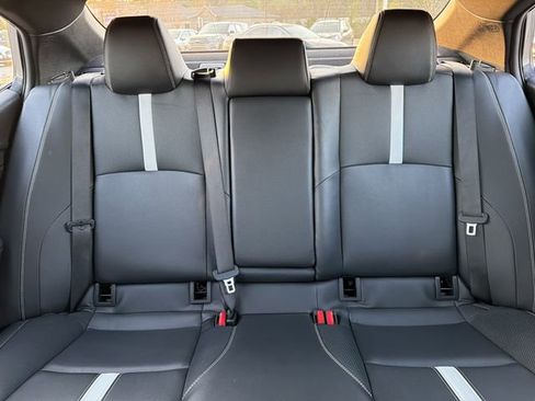 Used 2025 Toyota Camry SE image 30