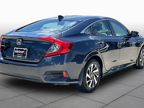 Used 2018 Honda Civic EX image 12