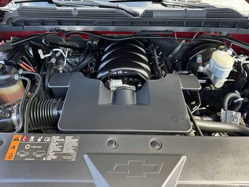 Used 2018 Chevrolet Silverado 1500 LT w/ All Star Edition RWD image 9