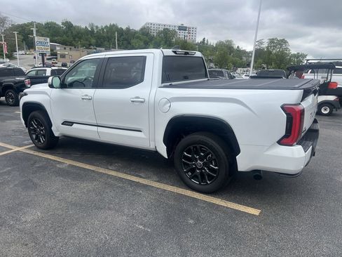 New 2024 Toyota Tundra Platinum image 3