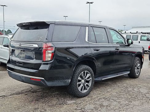 Used 2021 Chevrolet Tahoe LT w/ LT Signature Package RWD image 3