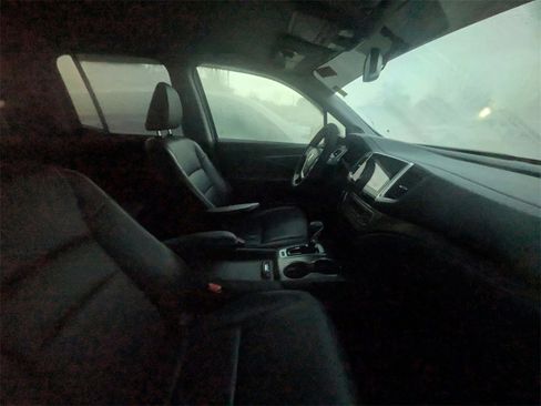 Used 2018 Honda Ridgeline RTL-T image 9