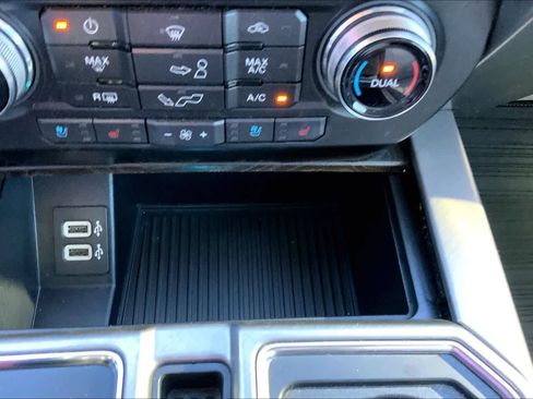 Used 2019 Ford F150 Limited w/ Trailer Tow Package image 30