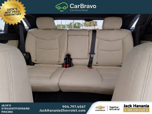 Used 2019 Cadillac XT5 FWD image 18