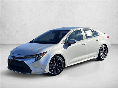 Used 2020 Toyota Corolla L image 1