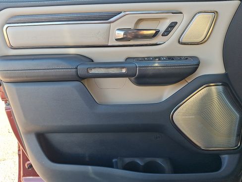 Used 2019 RAM 1500 Limited image 12