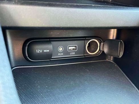 Used 2020 Kia Forte LXS FWD image 13