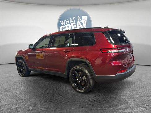 Used 2024 Jeep Grand Cherokee L Altitude image 6