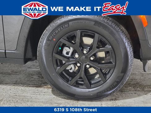 New 2025 Jeep Grand Cherokee image 14