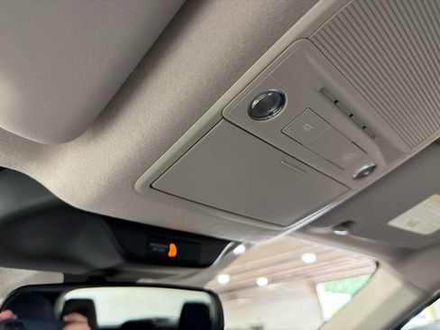 Certified 2025 Nissan Kicks SR AWD/4WD image 21