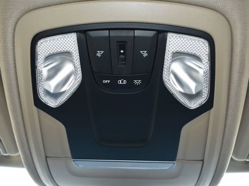 Used 2020 RAM 1500 Big Horn AWD/4WD image 30