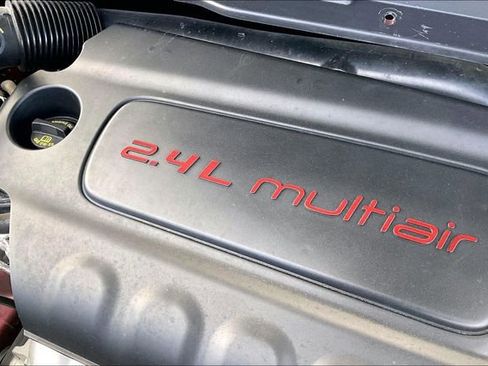 Certified 2022 Jeep Compass Latitude AWD/4WD image 35