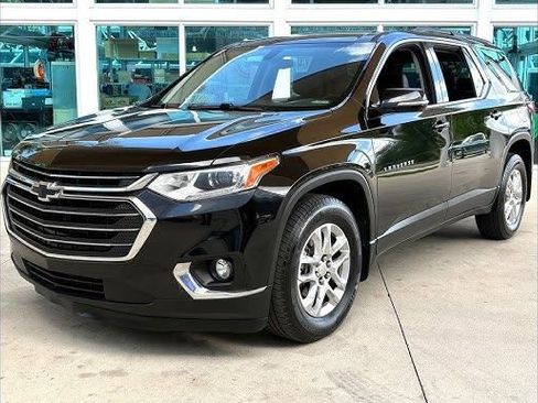 Used 2019 Chevrolet Traverse LT FWD image 1
