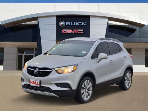 Used 2019 Buick Encore Preferred image 3
