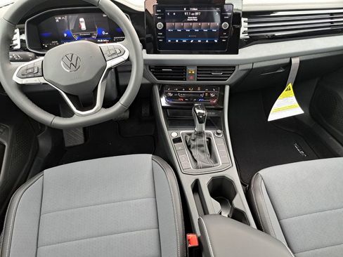 New 2026 Volkswagen Jetta SE image 25