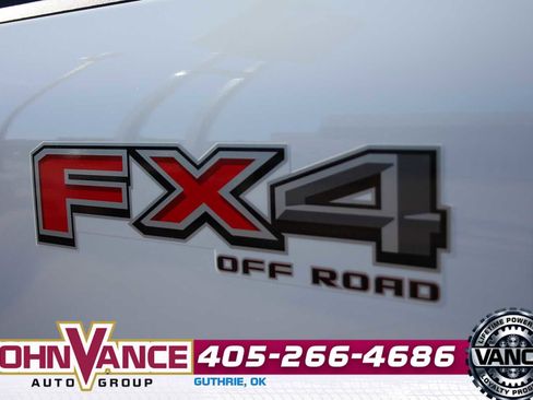 Used 2024 Ford F250 XLT w/ FX4 Off-Road Package image 8