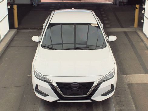 Used 2022 Nissan Sentra SV w/ All-Weather Package FWD image 2