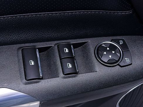 Used 2019 Ford Mustang GT Premium w/ Equipment Group 401A image 17