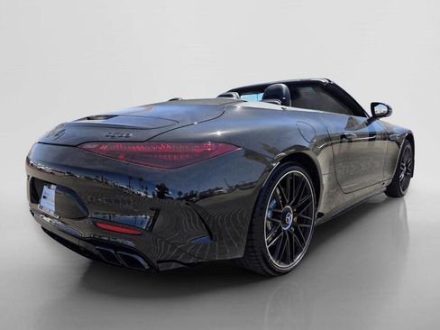 Certified 2022 Mercedes-Benz SL 63 AMG 4MATIC image 5