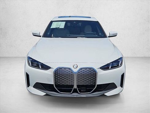 New 2026 BMW i4 eDrive40 w/ Driving Assistance Package RWD image 6