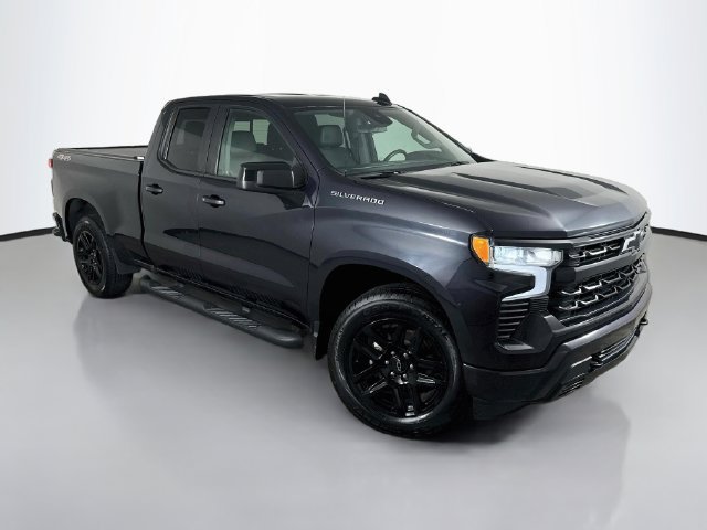 Used 2022 Chevrolet Silverado 1500 RST w/ Convenience Package II AWD/4WD image 3