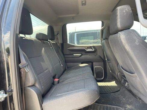 Used 2023 Chevrolet Silverado 1500 LT AWD/4WD image 21