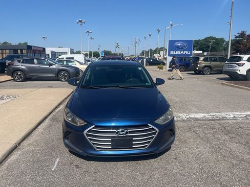 Used 2017 Hyundai Elantra SE FWD image 8