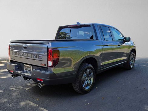Used 2024 Honda Ridgeline TrailSport image 3