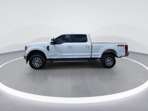 Used 2022 Ford F250 Lariat w/ Lariat Value Package AWD/4WD image 5