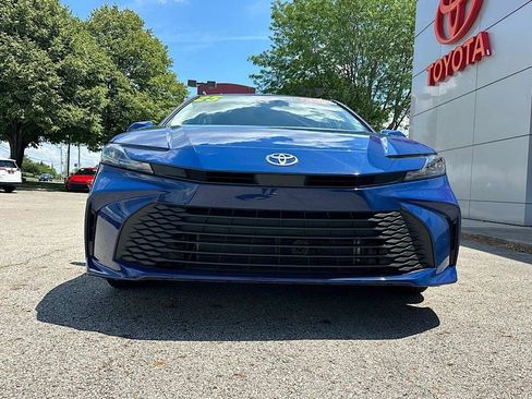 Certified 2025 Toyota Camry LE FWD image 8