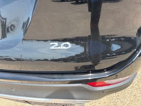 Used 2018 Lincoln MKC Reserve FWD image 9