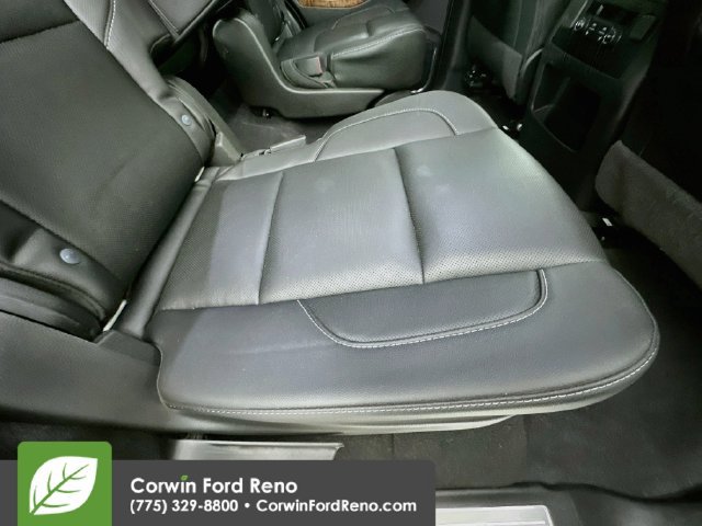 Used 2020 Chevrolet Tahoe Premier w/ RST 6.2L Performance Edition AWD/4WD image 33