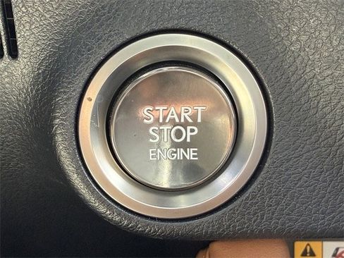 Used 2022 Lexus RX 350L Luxury image 20