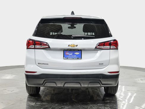 Used 2024 Chevrolet Equinox LS w/ LS Convenience Package image 5