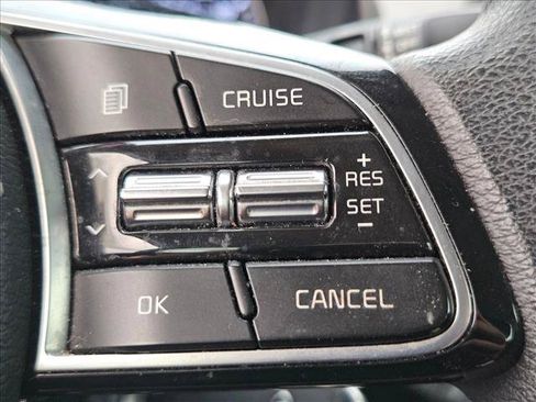 Used 2020 Kia Forte LXS FWD image 19