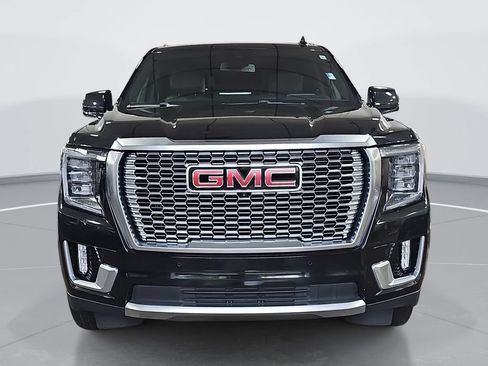 Used 2023 GMC Yukon XL Denali w/ LPO, Floor Liner Package AWD/4WD image 10