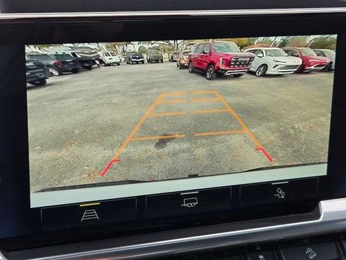 Used 2022 Chevrolet Silverado 1500 LT Trail Boss w/ Convenience Package II image 21