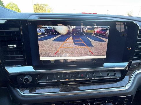 Certified 2025 Chevrolet Silverado 1500 LT Trail Boss w/ Convenience Package II AWD/4WD image 32