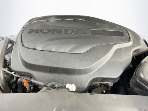 Used 2023 Honda Odyssey Elite image 32