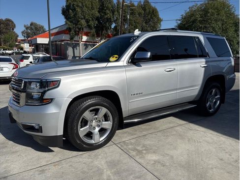 Used 2018 Chevrolet Tahoe Premier AWD/4WD image 44