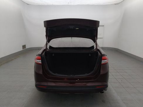 Used 2018 Ford Fusion SE w/ Equipment Group 201A FWD image 29