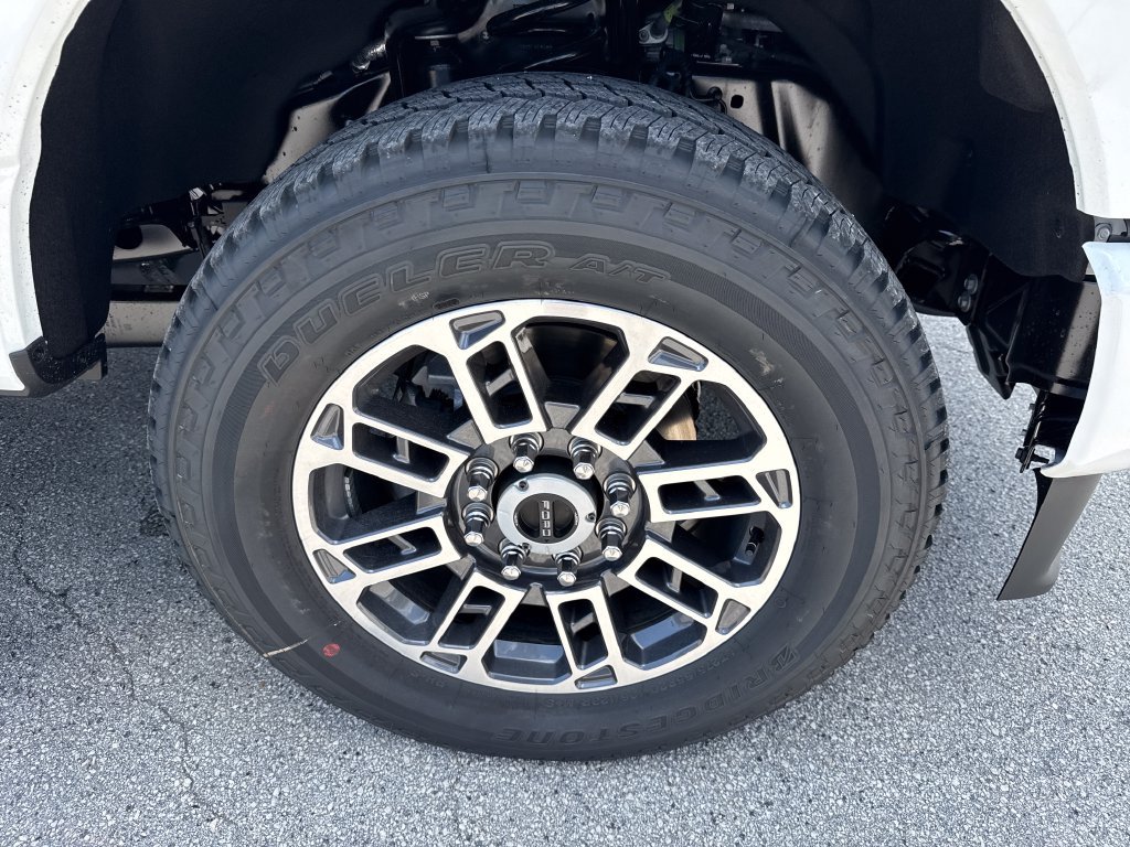 New 2026 Ford F250 Platinum w/ Platinum Plus Package AWD/4WD image 12