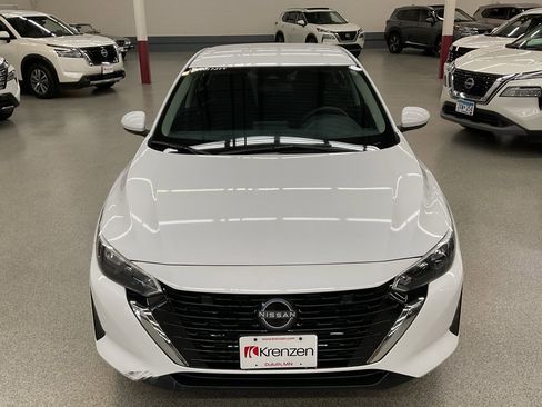 Used 2024 Nissan Sentra S image 2