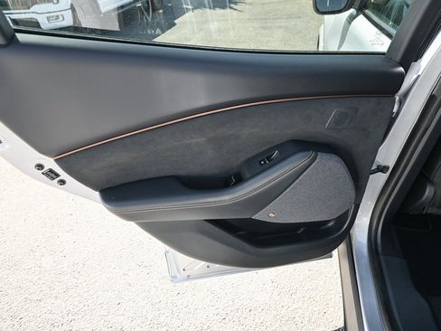 Certified 2021 Ford Mustang Mach-E GT image 23