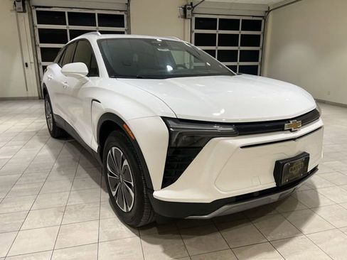 Certified 2024 Chevrolet Blazer EV LT image 7