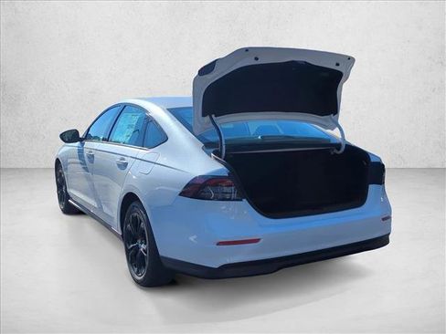 New 2025 Honda Accord SE image 8