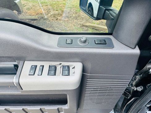 Used 2015 Ford F350 Lariat w/ Lariat Ultimate Package AWD/4WD image 19