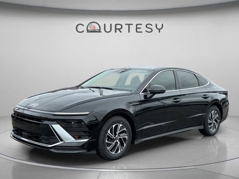 New 2026 Hyundai Sonata Blue image 1