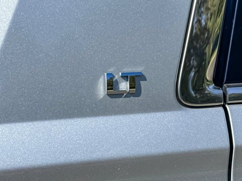 Used 2020 Chevrolet Tahoe LT AWD/4WD image 40