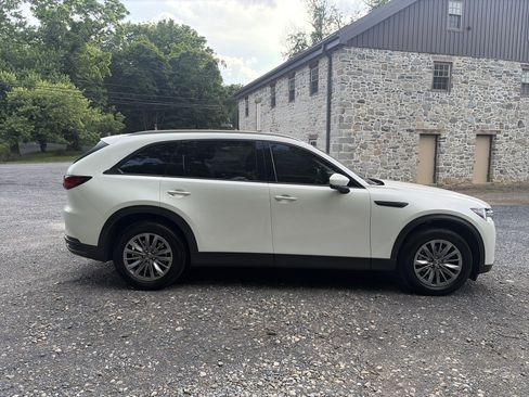 Used 2024 MAZDA CX-90 3.3 Turbo w/ Preferred Package AWD/4WD image 4